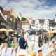 Kulturmarkt auf dem Marktplatz Colditz im Sonnenschein